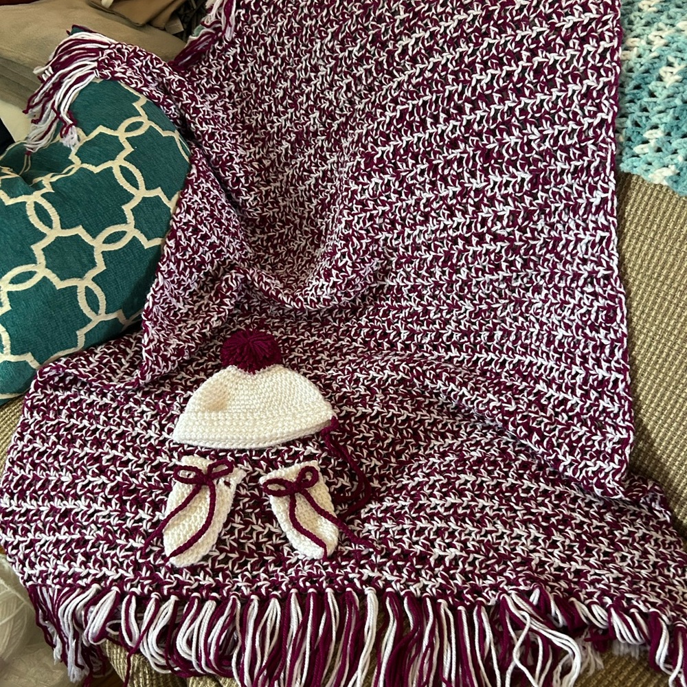 Handmade Burgundy and White crochet Blanket with Hat and Thumbless mittens
